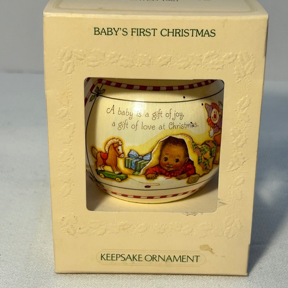 Hallmark Unbreakable Satin Ornament Babys First Christmas 1981‎ Keepsake
